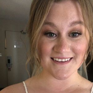 Meet your Posher, Keira